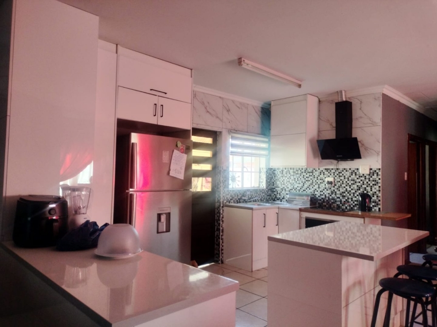 3 Bedroom Property for Sale in Mandela View Free State
